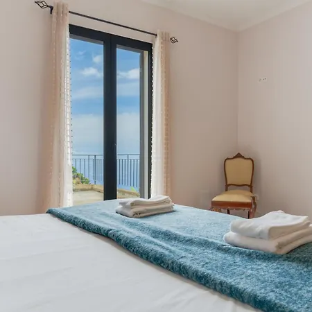 Flor Garden Retreat & Peaceful Apartament *