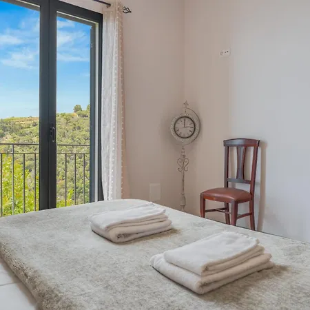 Flor Garden Retreat & Peaceful Apartman *